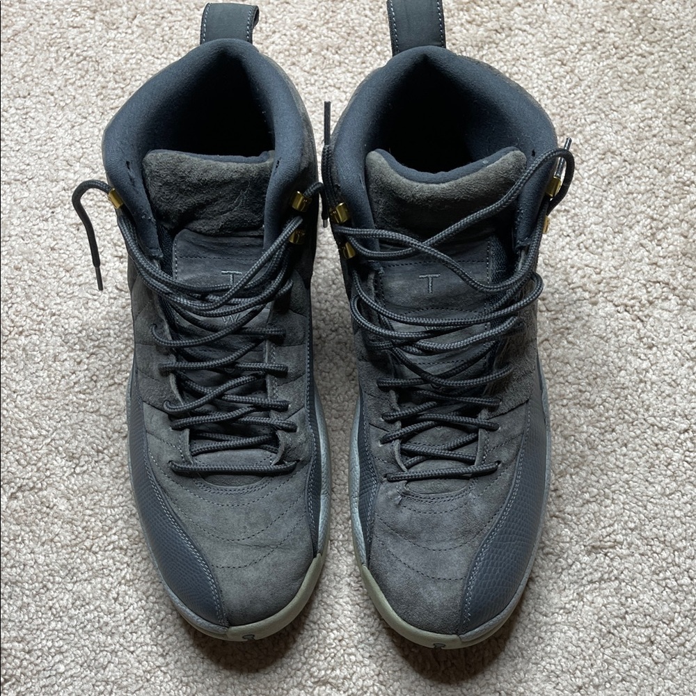 Jordan 12 Retro Dark Grey/Wolf Grey - Picture 7 of 13